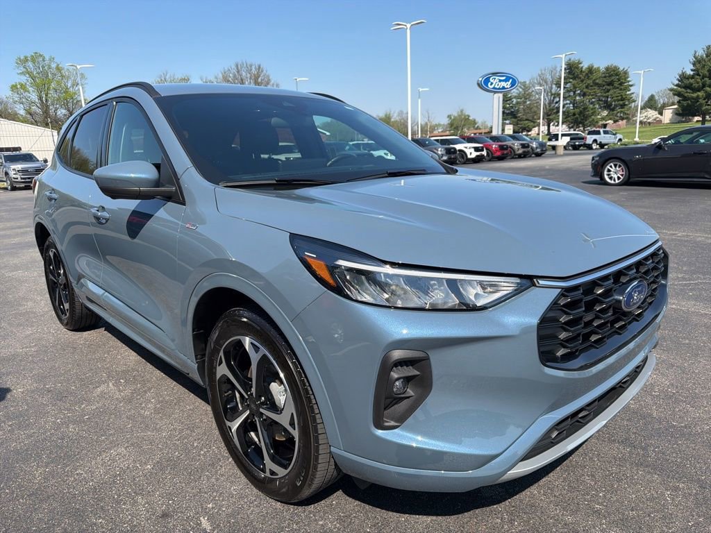 Used 2024 Ford Escape ST-Line Select w/ Tech Pack #2 AWD/4WD image 6