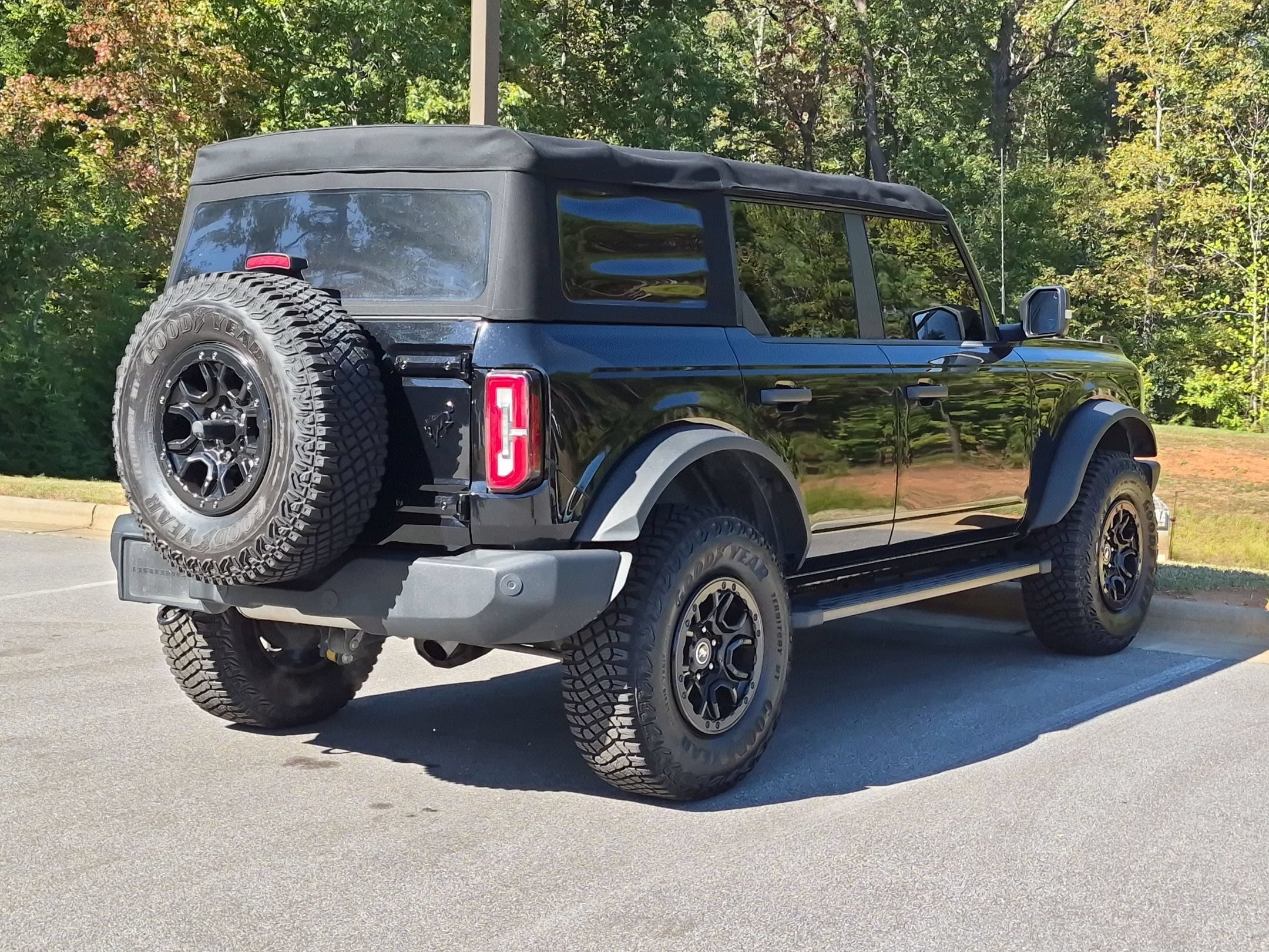 Certified 2022 Ford Bronco Wildtrak AWD/4WD image 4
