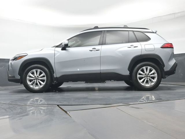Certified 2024 Toyota Corolla Cross LE AWD/4WD image 33