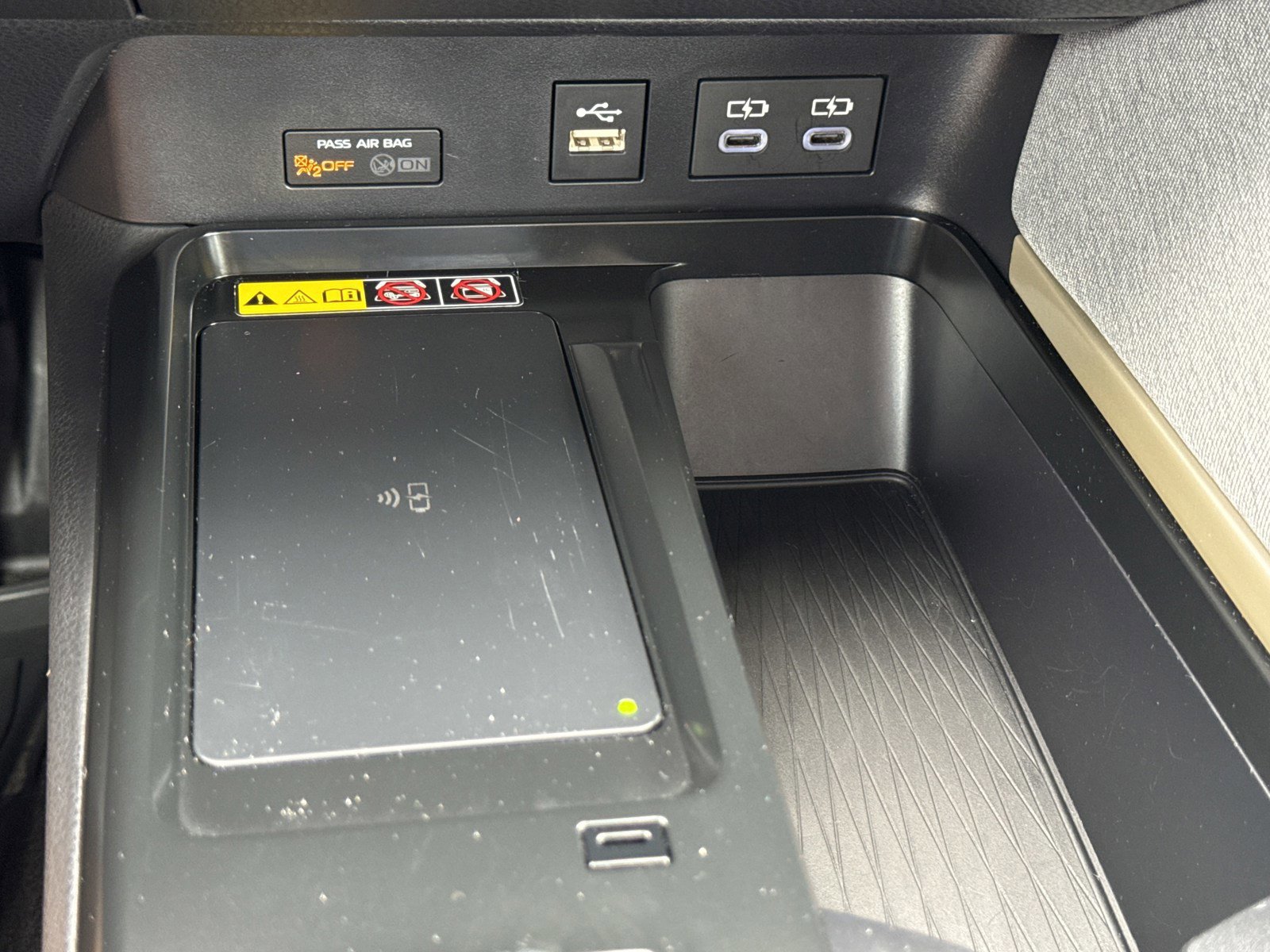 Used 2025 Toyota Camry LE FWD image 26
