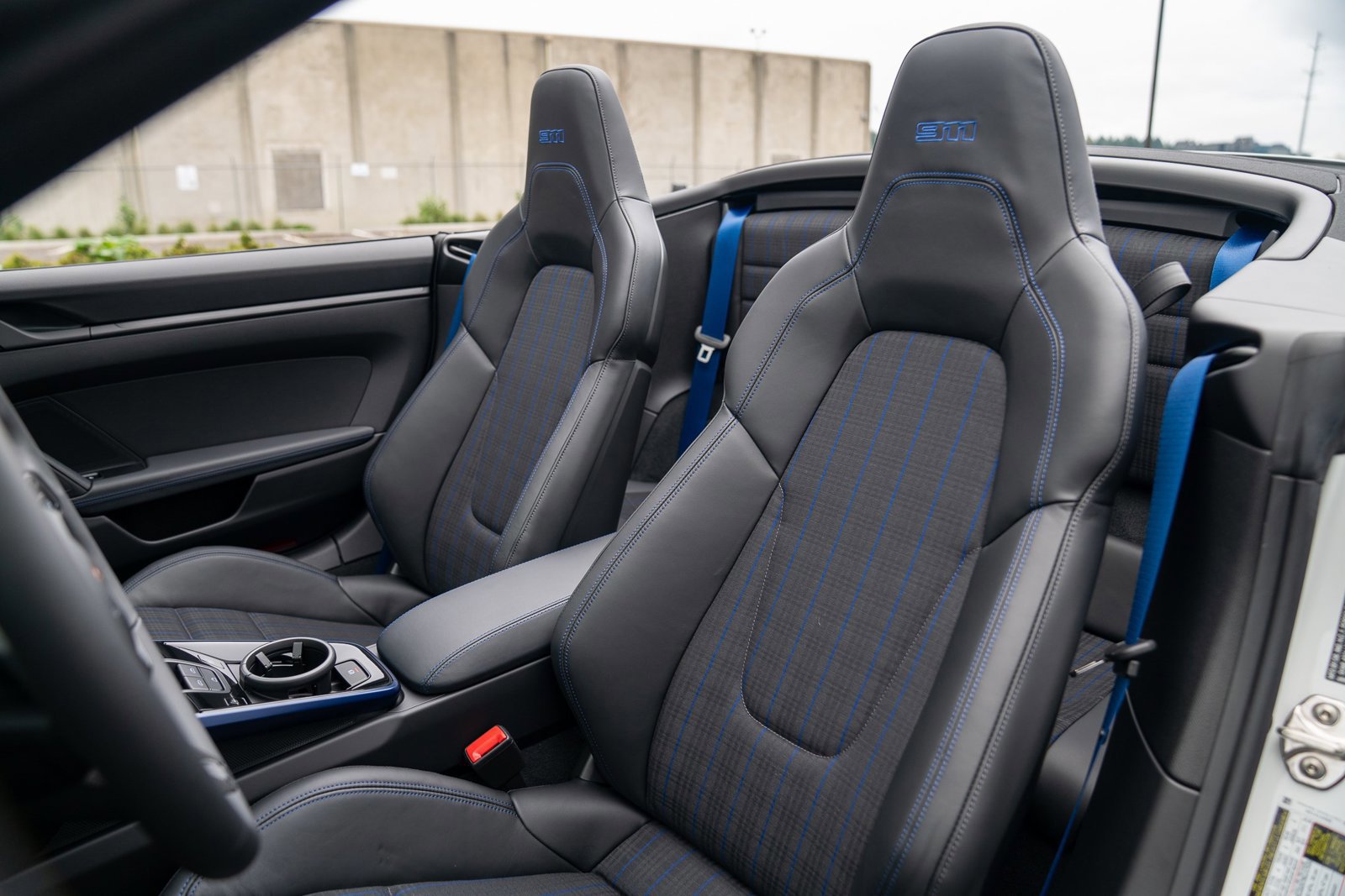 New 2026 Porsche 911 Carrera T image 5