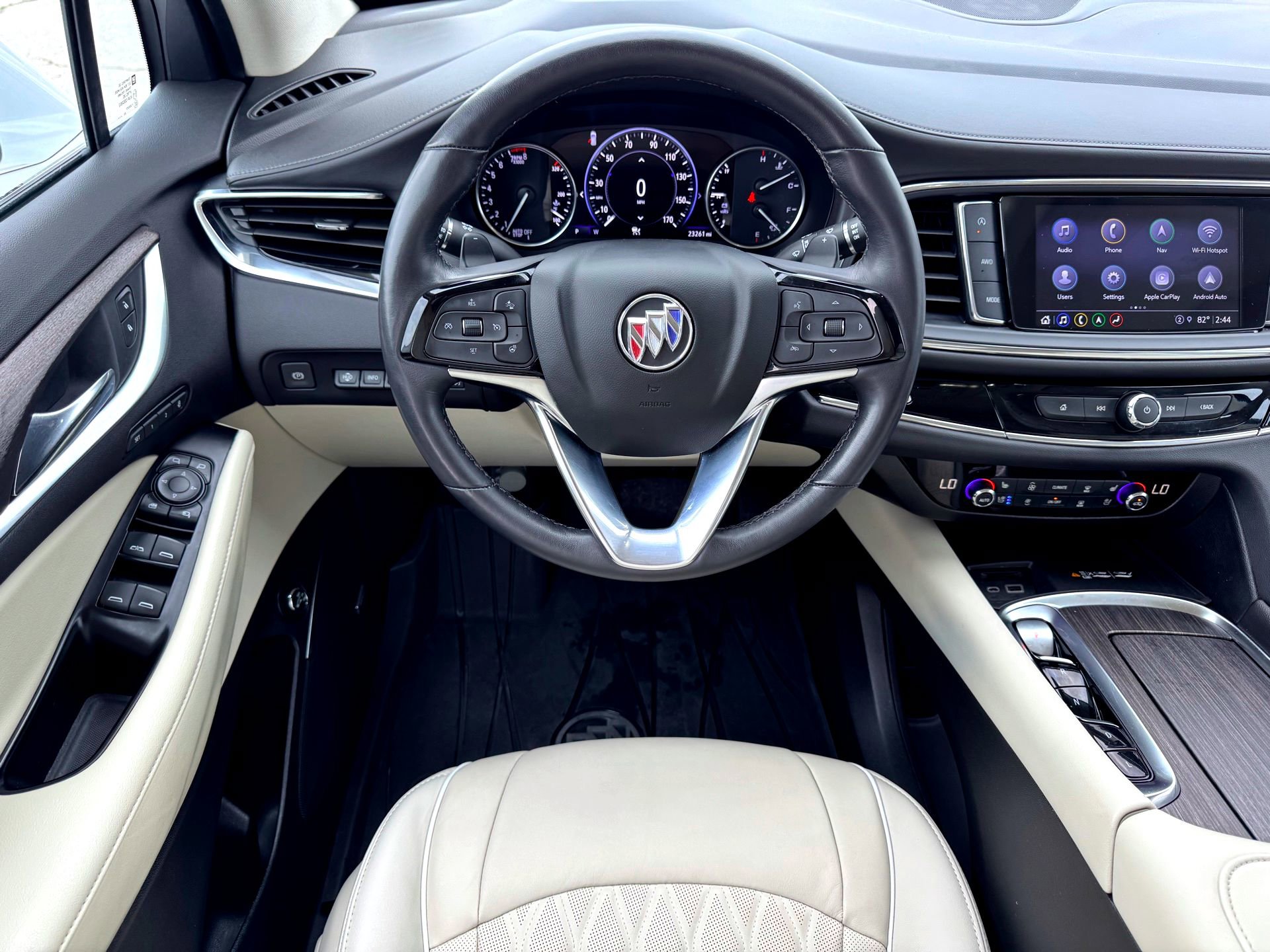 Used 2024 Buick Enclave Avenir w/ Avenir Technology Package image 25