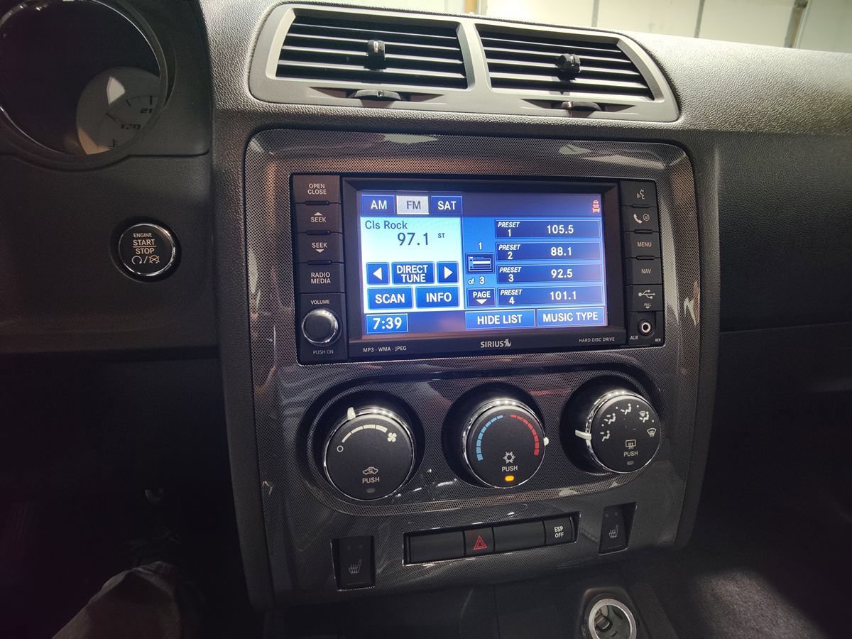 Used 2009 Dodge Challenger SRT8 w/ SRT Option Group II RWD image 35