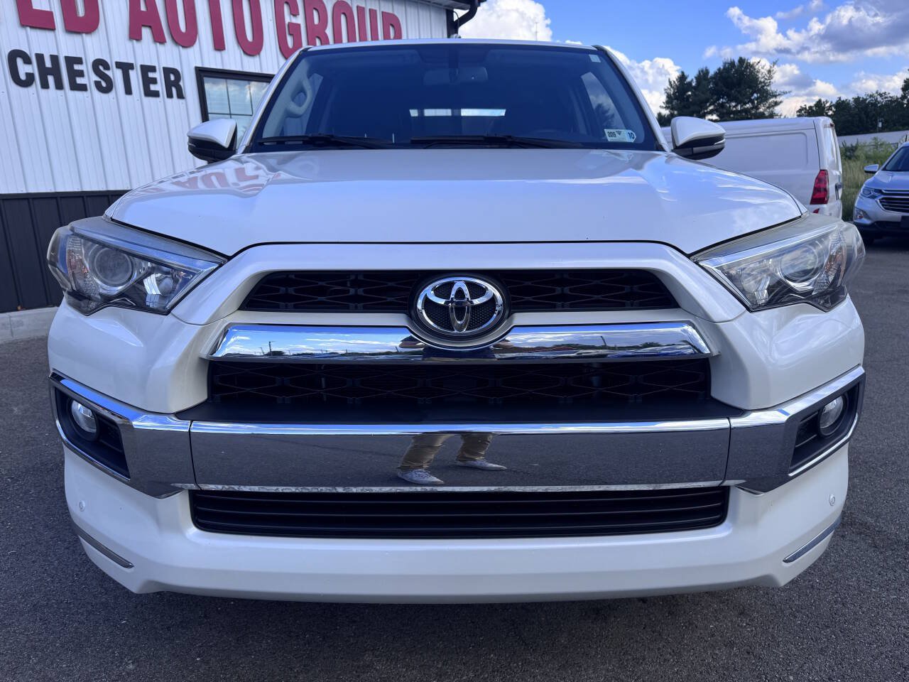 Used 2014 Toyota 4Runner Limited AWD/4WD image 3