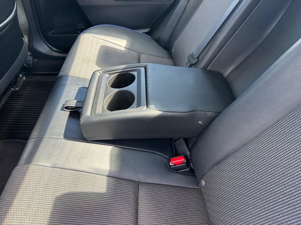 Used 2017 Toyota Corolla SE w/ Body Protection Package FWD image 10
