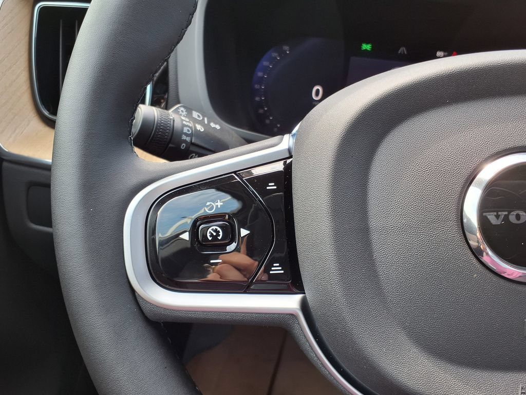 New 2026 Volvo XC60 B5 Plus w/ Climate Package AWD/4WD image 20