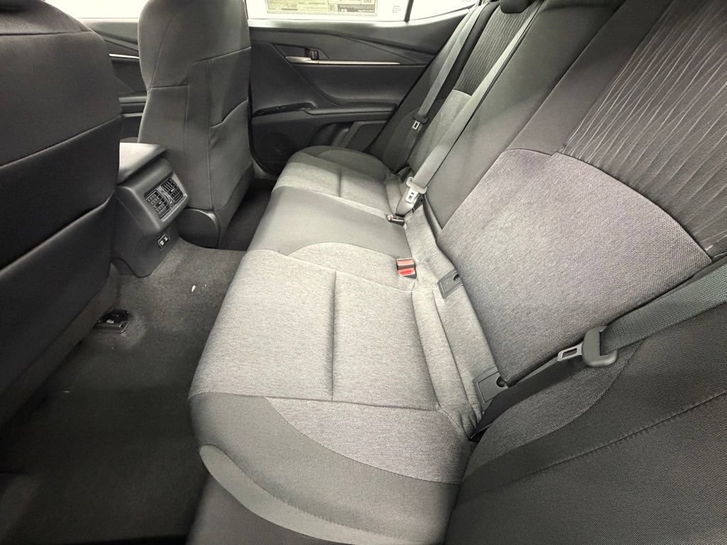 Used 2026 Toyota Camry LE w/ Convenience Package FWD image 29