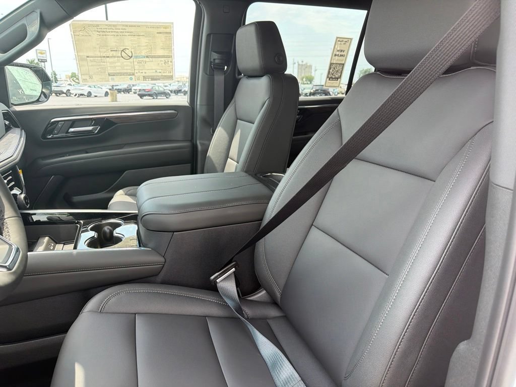 New 2026 Chevrolet Suburban Z71 w/ Comfort Package AWD/4WD image 12