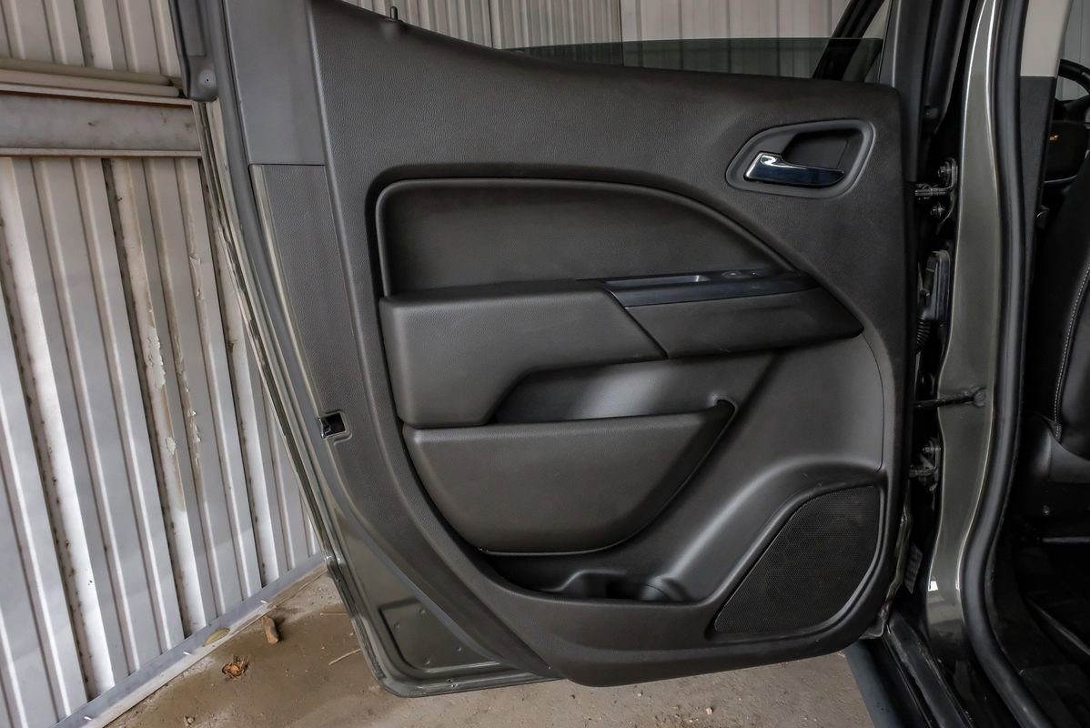 Used 2017 Chevrolet Colorado ZR2 w/ LPO, Premium Interior Package AWD/4WD image 45