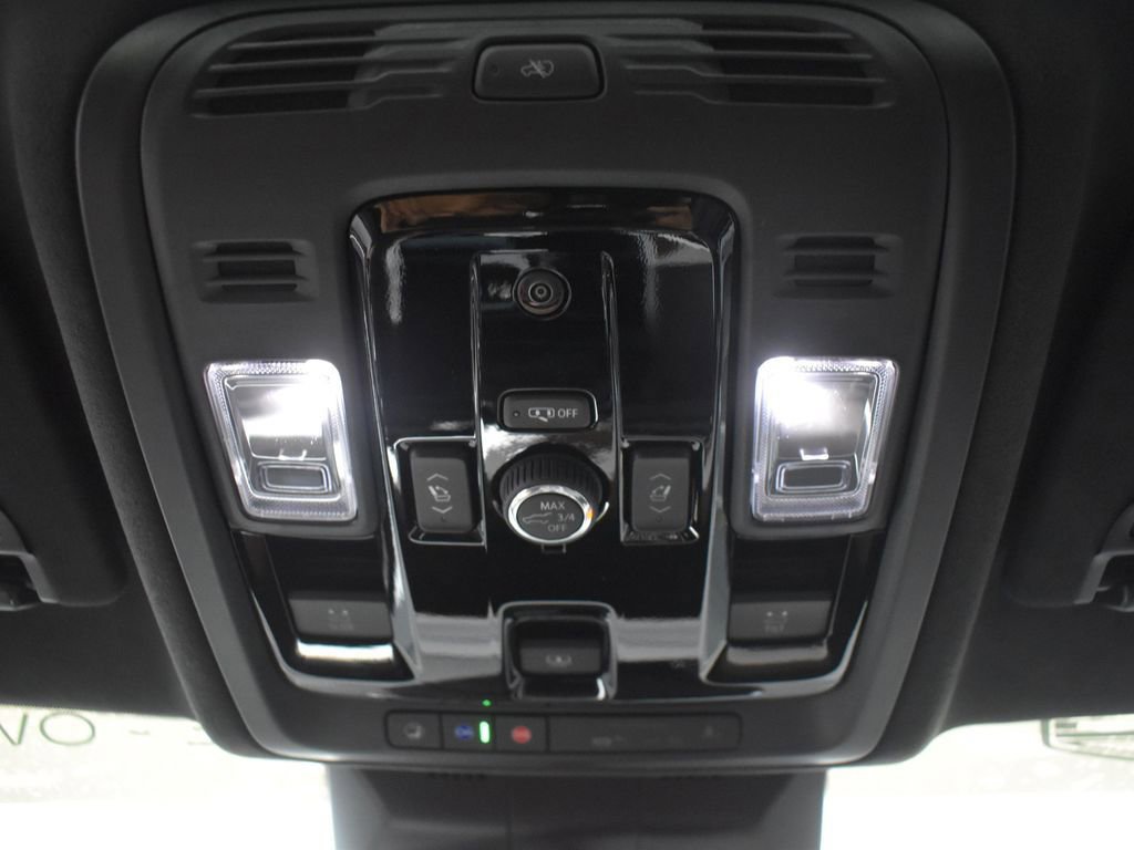 Certified 2026 Cadillac Escalade ESV Platinum Sport w/ LPO, ONYX Package image 24