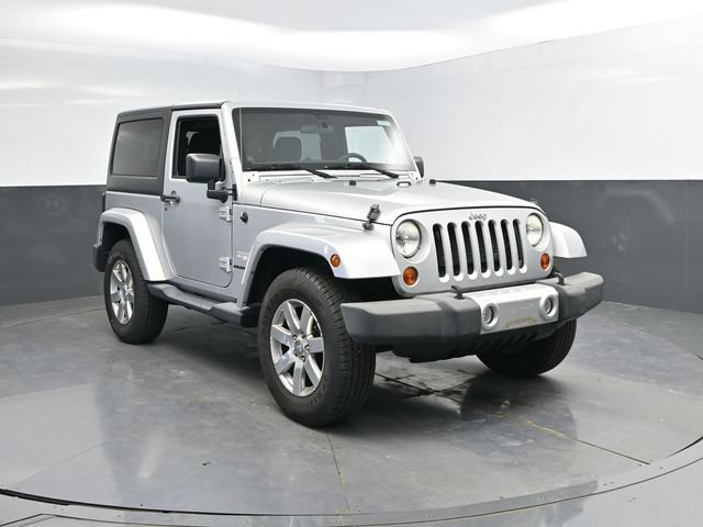 Used 2012 Jeep Wrangler Sahara AWD/4WD image 4