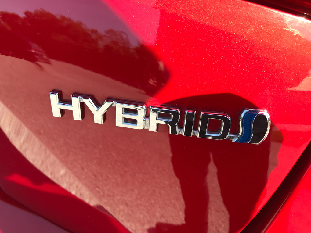 Used 2022 Toyota Prius LE AWD/4WD image 9