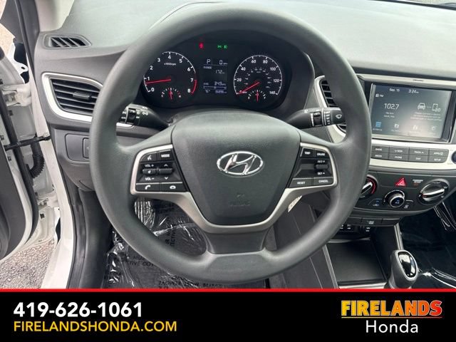Used 2022 Hyundai Accent SEL FWD image 14