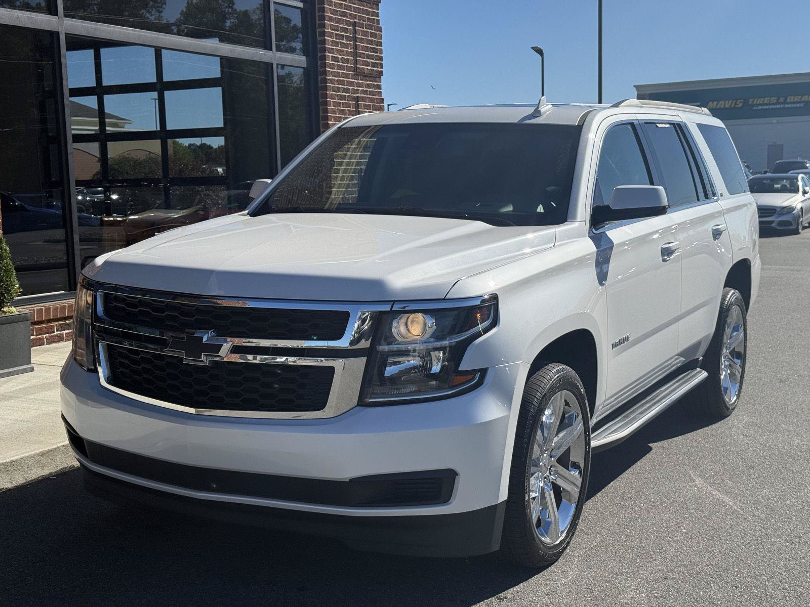 Used 2019 Chevrolet Tahoe LT AWD/4WD image 1