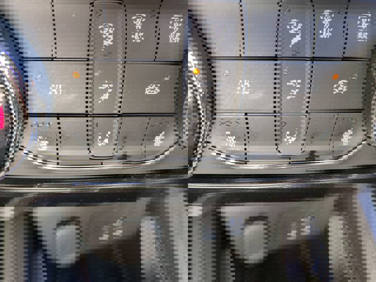 Used 2024 Chevrolet TrailBlazer RS w/ Driver Confidence Package image 21