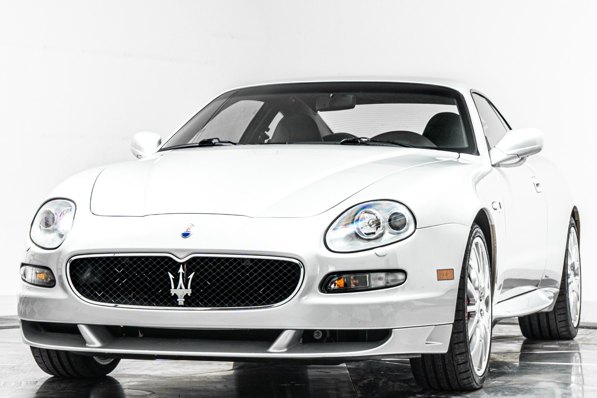 Used 2006 Maserati GranSport Coupe RWD image 5