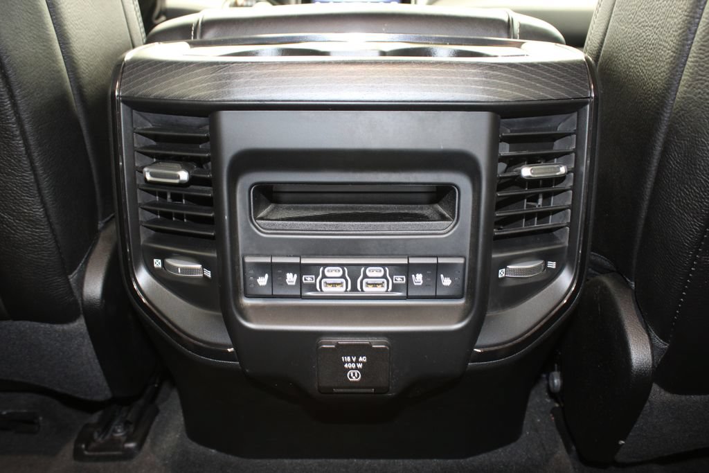 Used 2022 RAM 1500 Limited AWD/4WD image 11