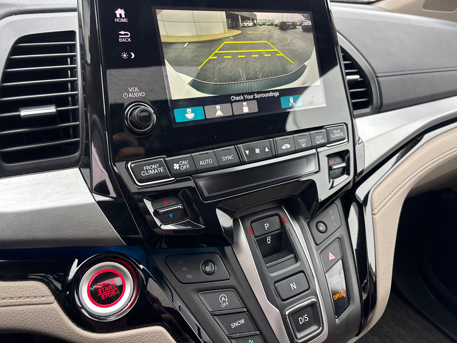 Used 2023 Honda Odyssey Touring image 21