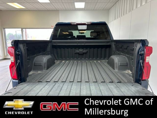 Used 2019 Chevrolet Silverado 1500 Custom Trail Boss w/ Custom Convenience Package AWD/4WD image 12