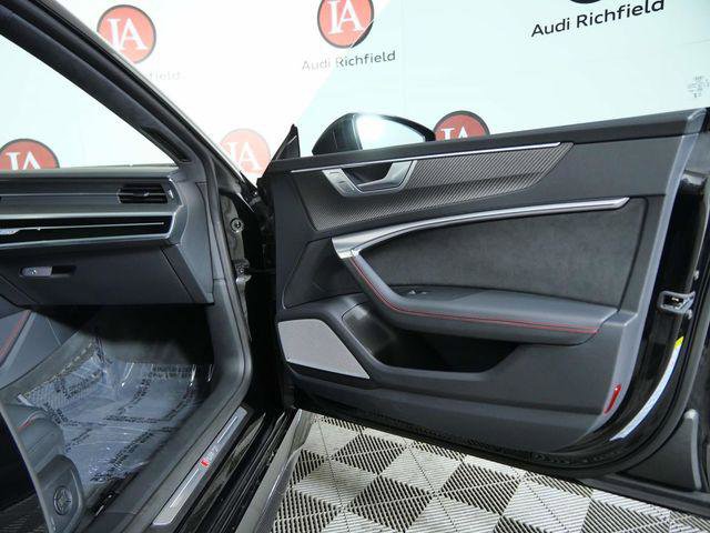 Used 2024 Audi RS 7 Performance image 13