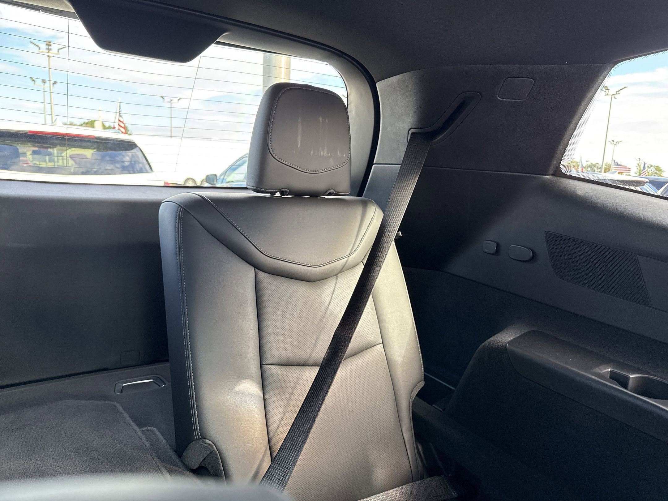 Certified 2025 Cadillac XT6 Premium Luxury FWD image 27