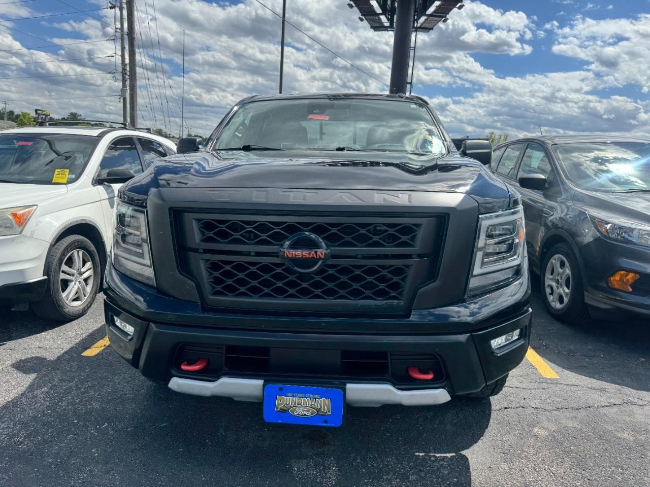 Used 2021 Nissan Titan PRO-4X AWD/4WD image 2