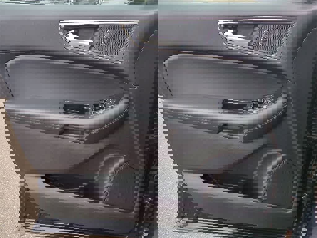 Used 2019 Ford Edge SEL w/ Equipment Group 201A image 23