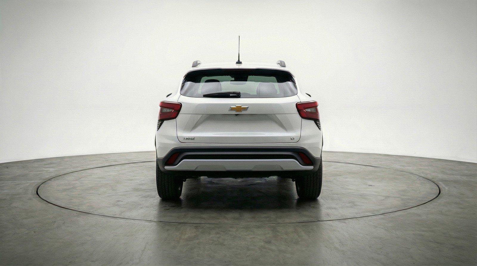 Used 2025 Chevrolet Trax LT image 7