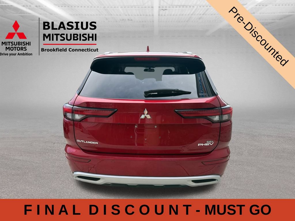 Used 2023 Mitsubishi Outlander SEL AWD/4WD image 11