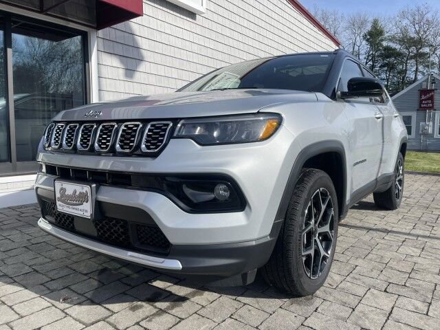 Used 2025 Jeep Compass Limited w/ Sun & Sound Group image 1