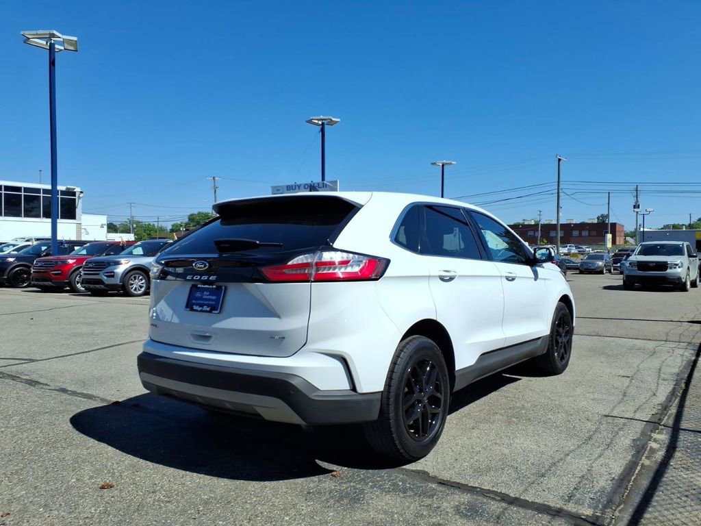 Certified 2024 Ford Edge SEL w/ Convenience Package AWD/4WD image 6