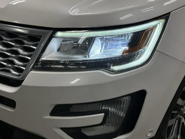 Used 2017 Ford Explorer Platinum AWD/4WD image 32