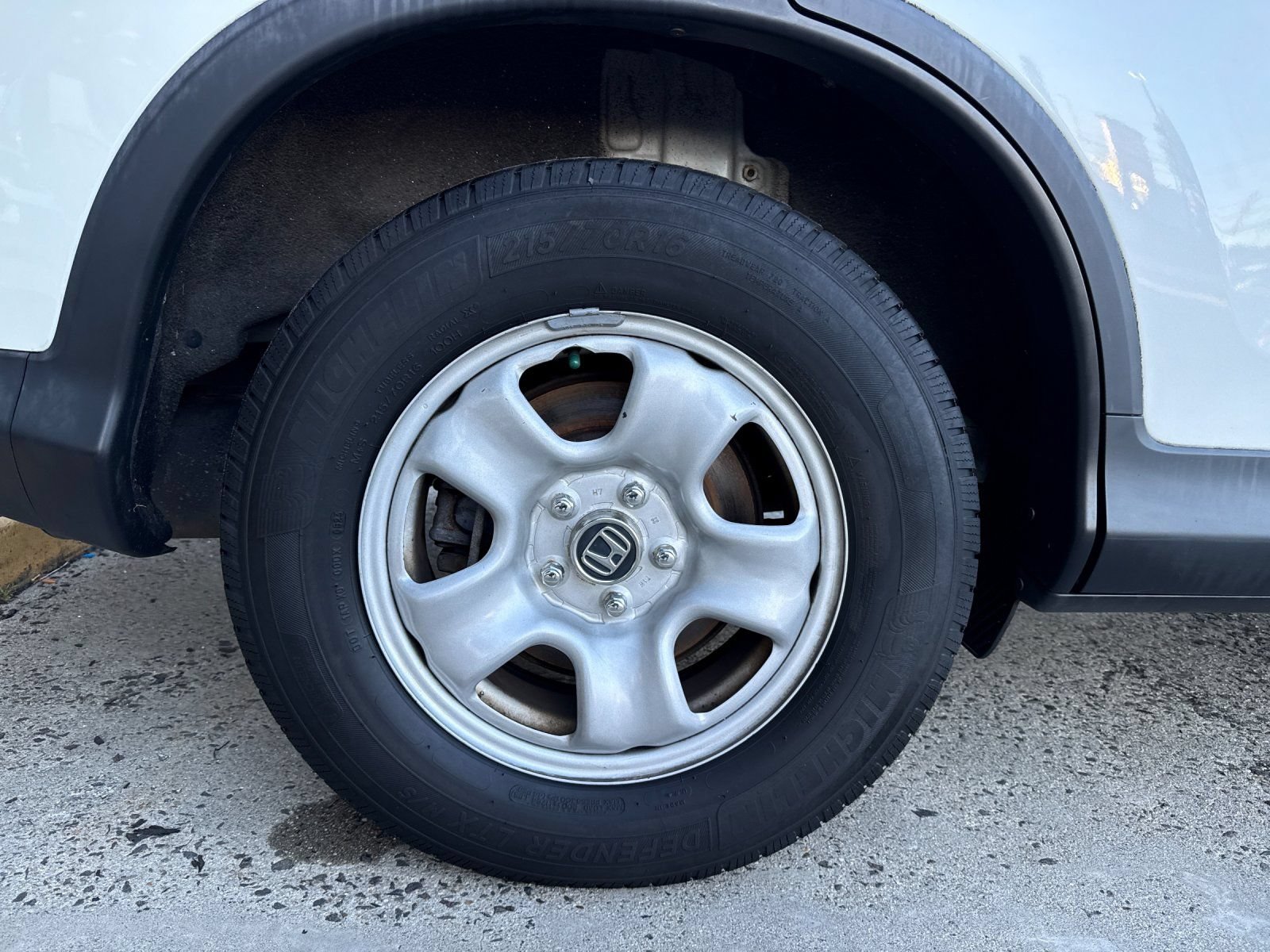 Used 2016 Honda CR-V LX image 27