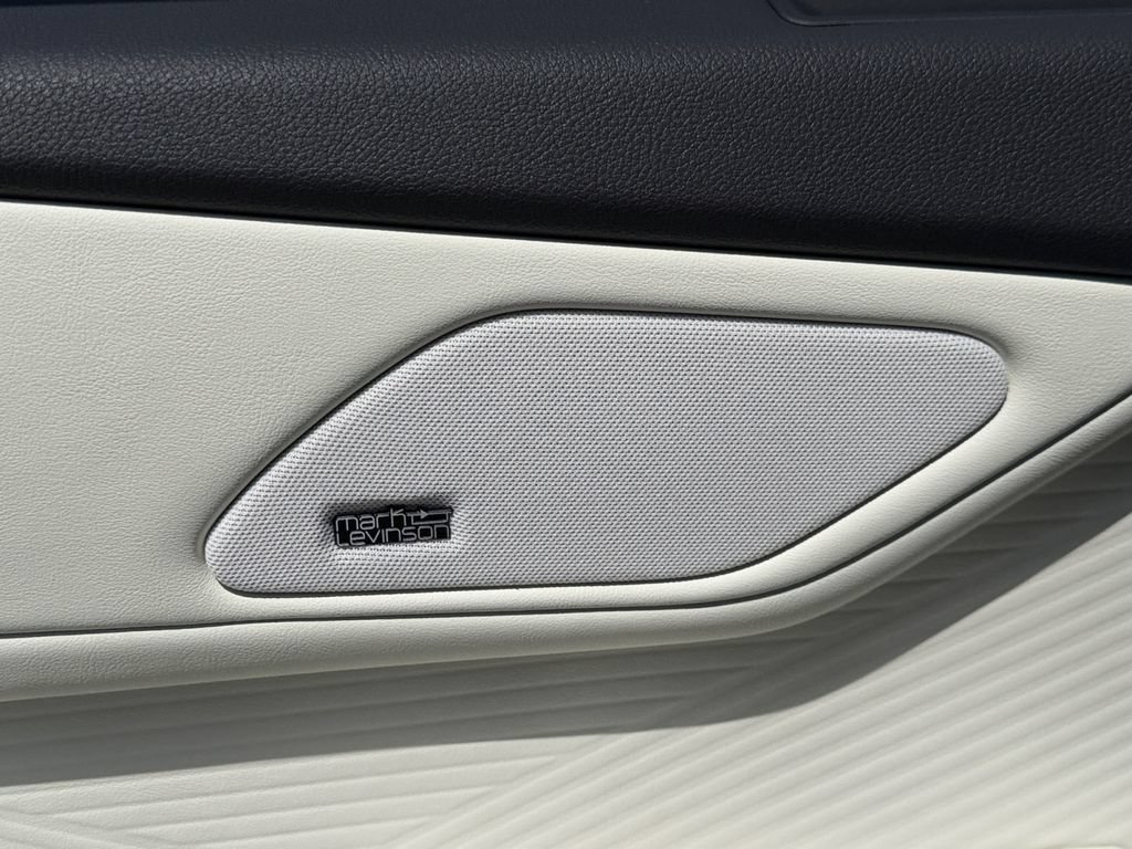 New 2026 Lexus ES 350h AWD w/ Cold Area Package image 28
