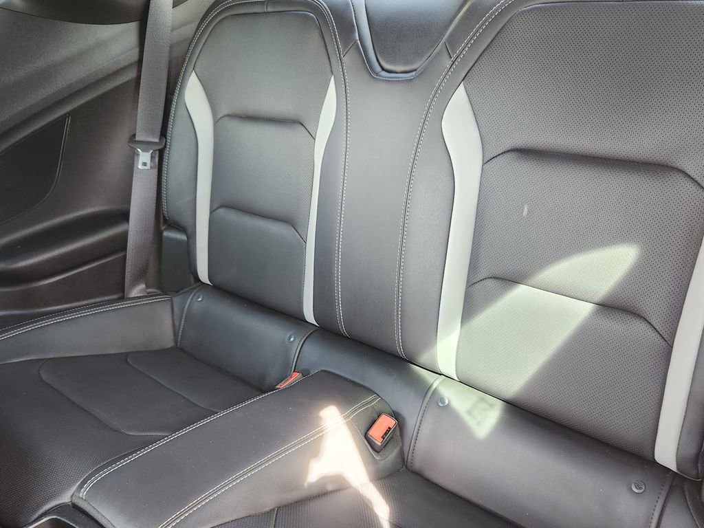 Used 2018 Chevrolet Camaro SS image 10