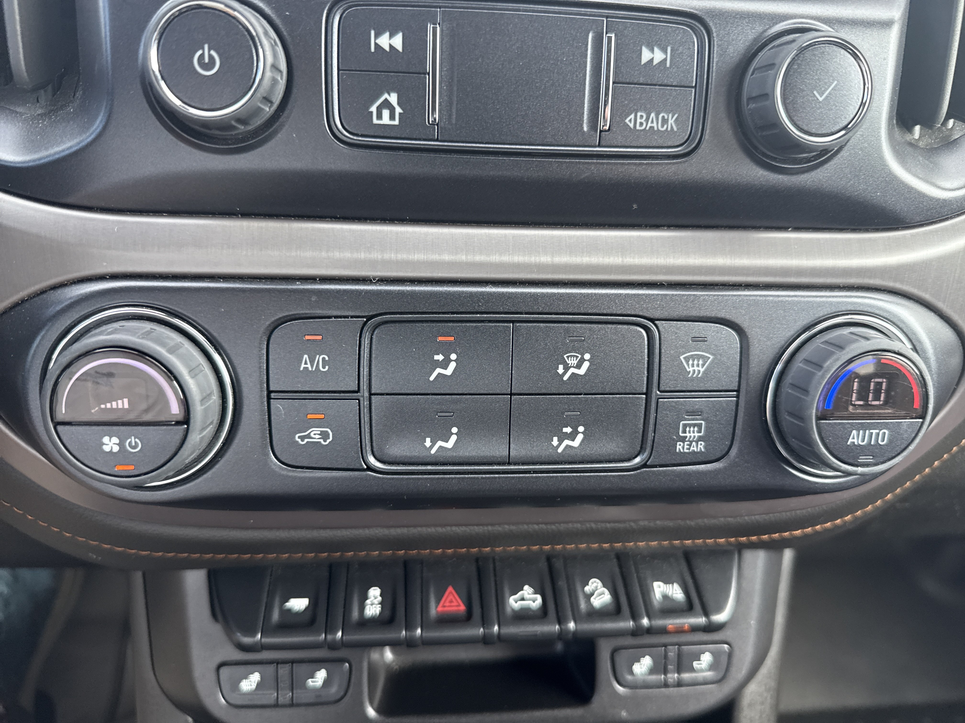 Used 2022 GMC Canyon AT4 w/ Trailering Package AWD/4WD image 28