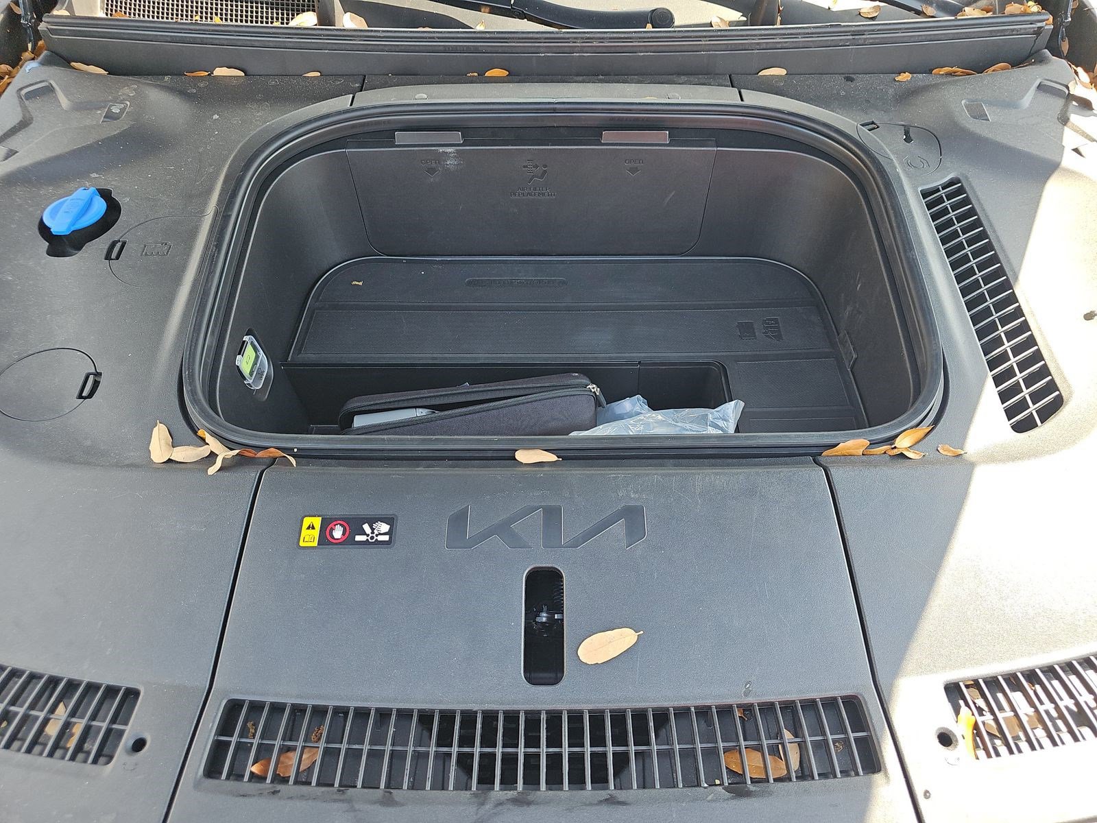 Used 2024 Kia EV9 Land image 16