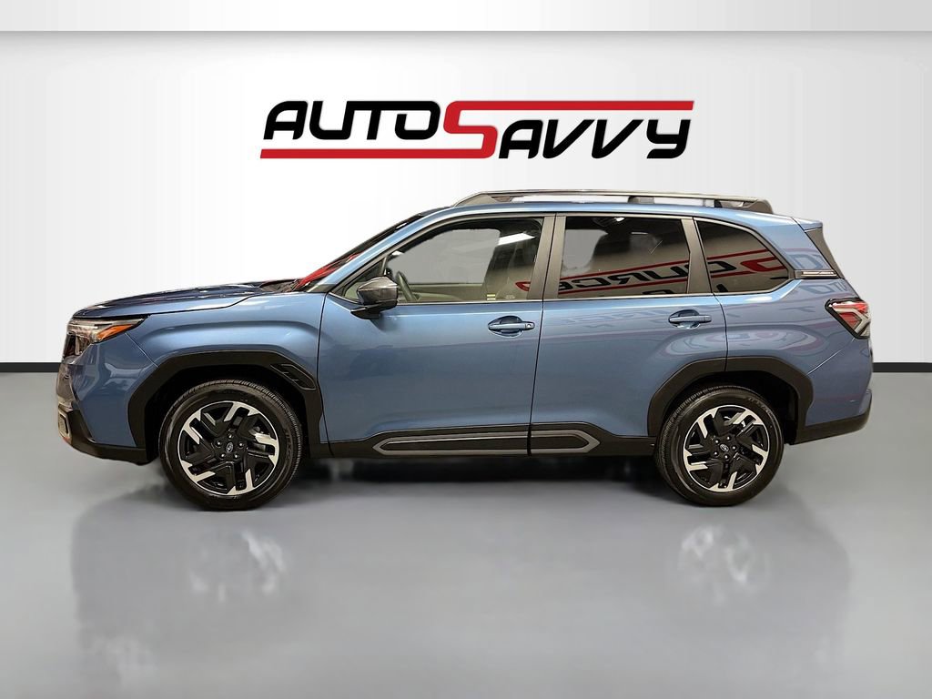Used 2025 Subaru Forester Limited AWD/4WD image 4
