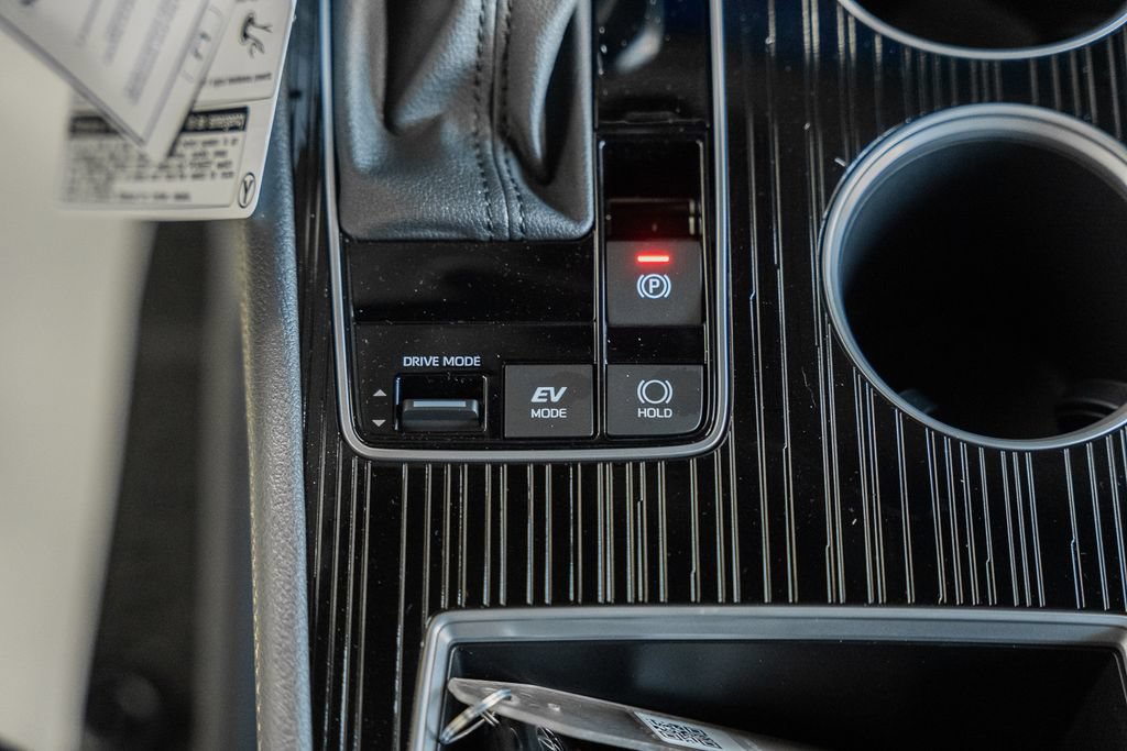 New 2026 Toyota Sienna XLE Woodland Edition AWD/4WD image 28