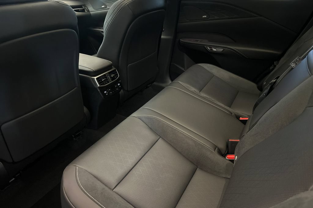 Used 2024 Lexus RX 350 FWD w/ Convenience Package image 12