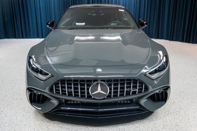 New 2026 Mercedes-Benz SL 63 AMG S e Performance 4MATIC image 2