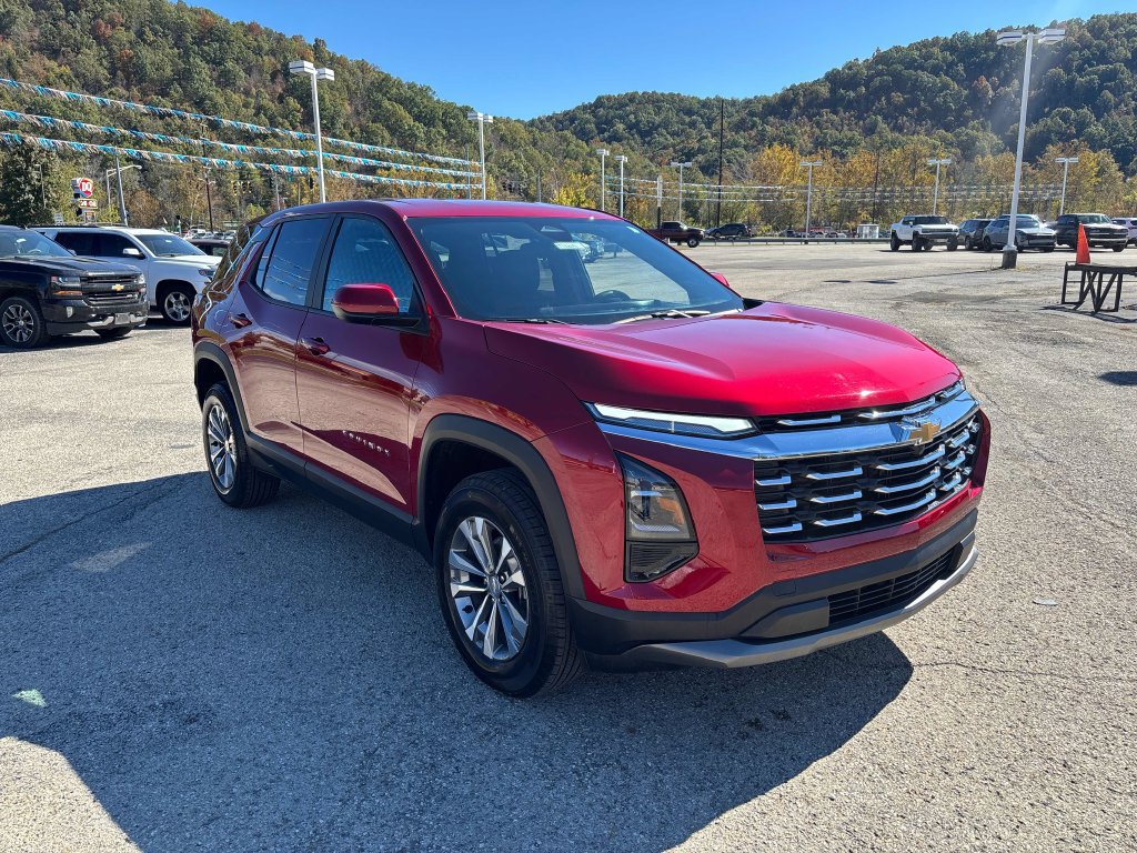 Used 2026 Chevrolet Equinox LT AWD/4WD image 7