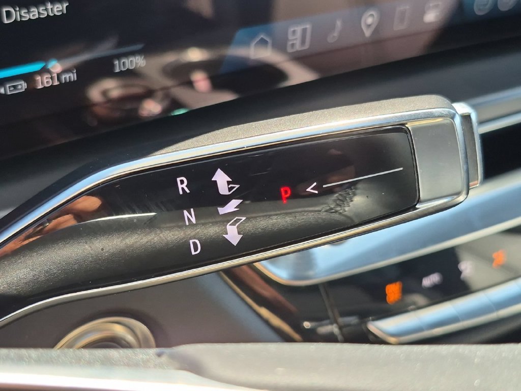 Certified 2024 Cadillac Lyriq Tech RWD image 8