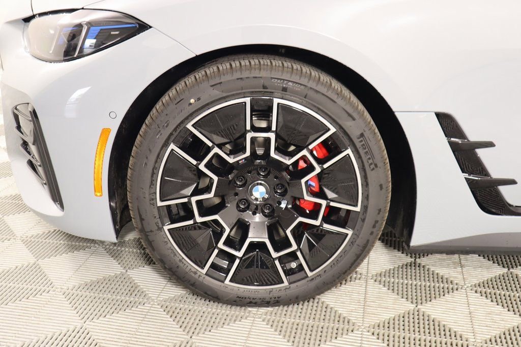 New 2025 BMW i4 xDrive40i w/ M Sport Package image 19