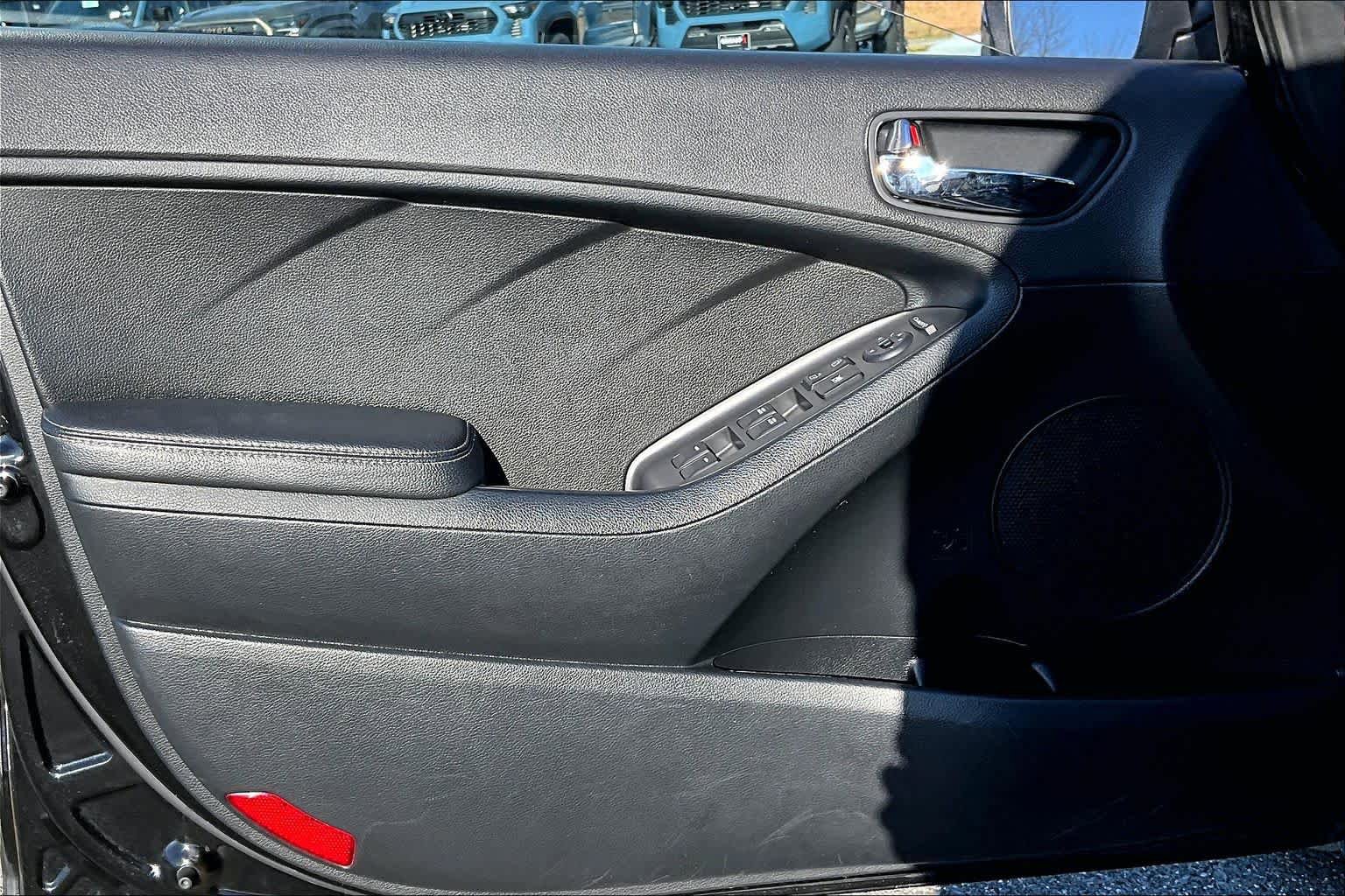 Used 2016 Kia Forte EX image 21