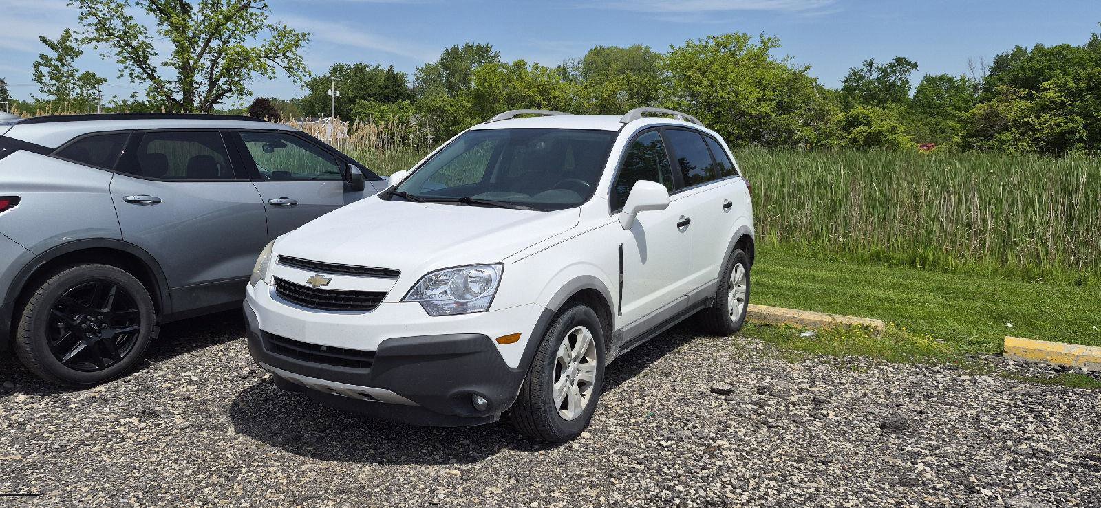 Used 2013 Chevrolet Captiva Sport LS FWD image 1