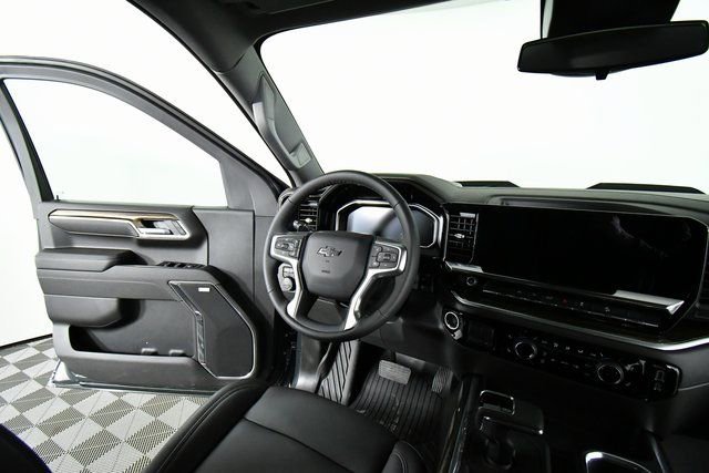 New 2026 Chevrolet Silverado 1500 LT Trail Boss w/ Convenience Package II image 18