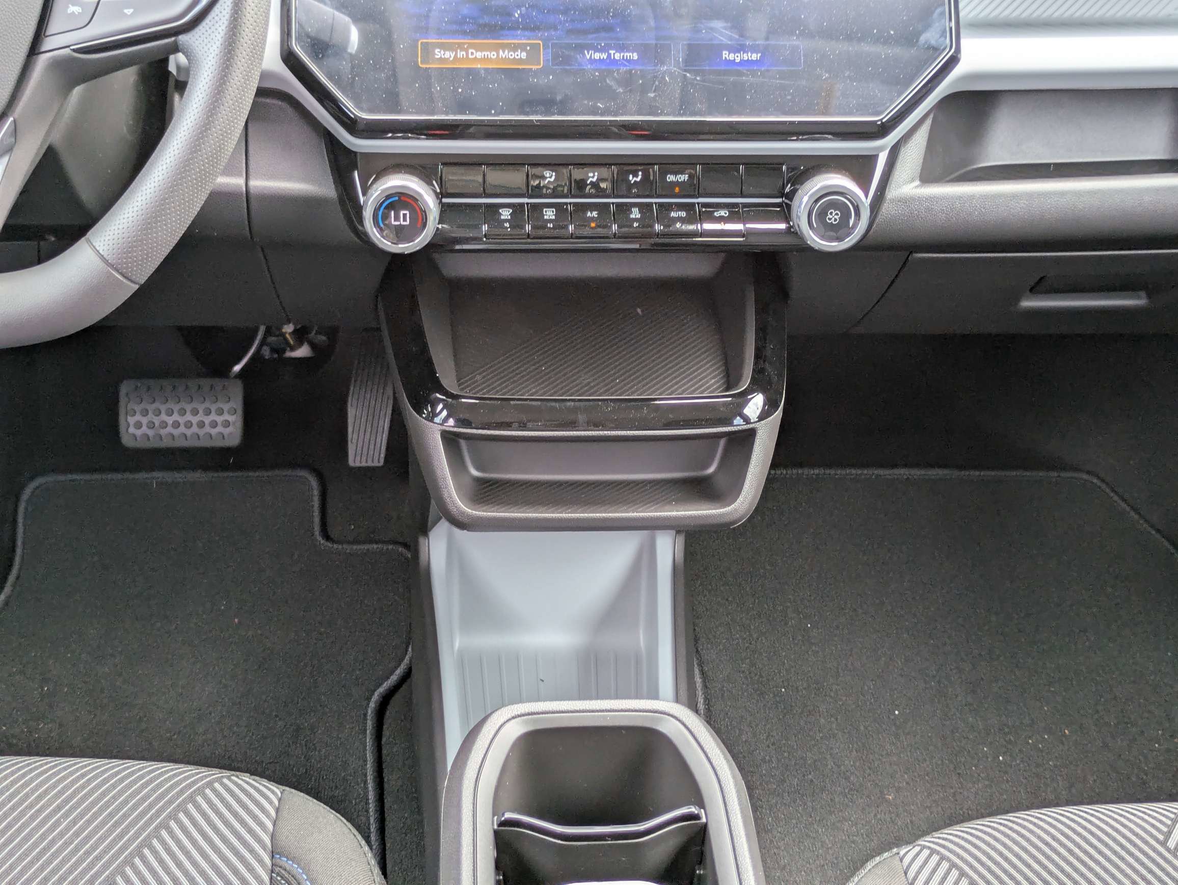 New 2027 Chevrolet Bolt LT FWD image 19