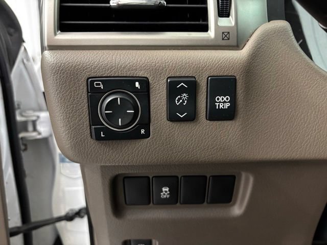 Used 2010 Lexus GX 460 AWD/4WD image 28