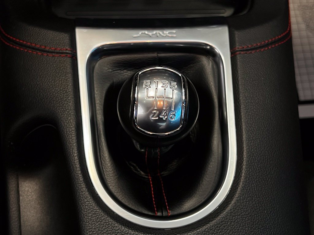 Used 2019 Ford Mustang GT Premium w/ Equipment Group 401A RWD image 15